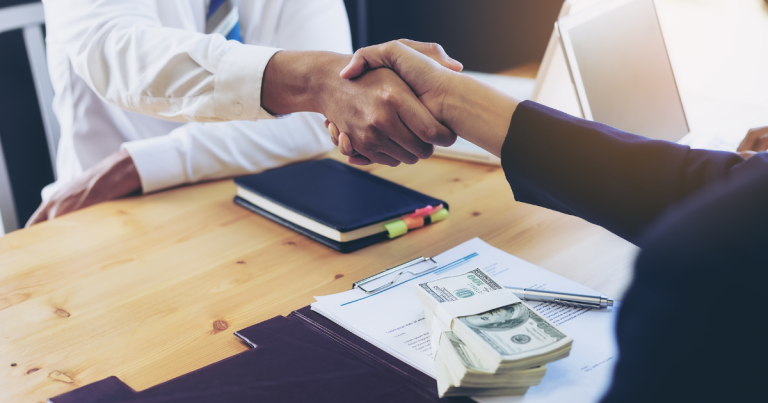 Obligación de informar préstamos, aportaciones  o aumentos de capital