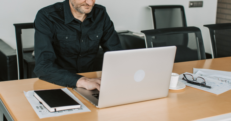 SAT pone a disposición aplicativo ISSIF 2025